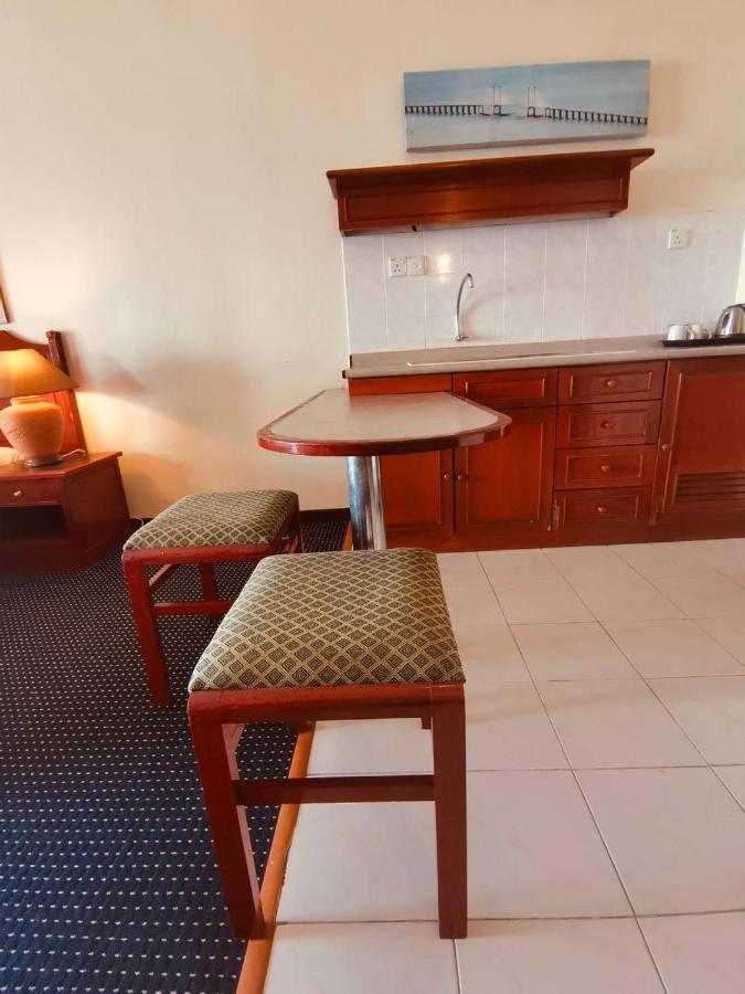 Seaview Deluxe Studio Couples Room S ทานจุงบุงาห์ ภายนอก รูปภาพ