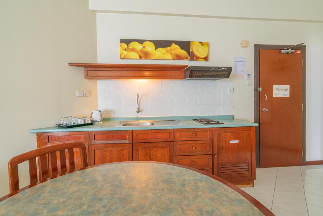 Seaview Deluxe Studio Couples Room S ทานจุงบุงาห์ ภายนอก รูปภาพ