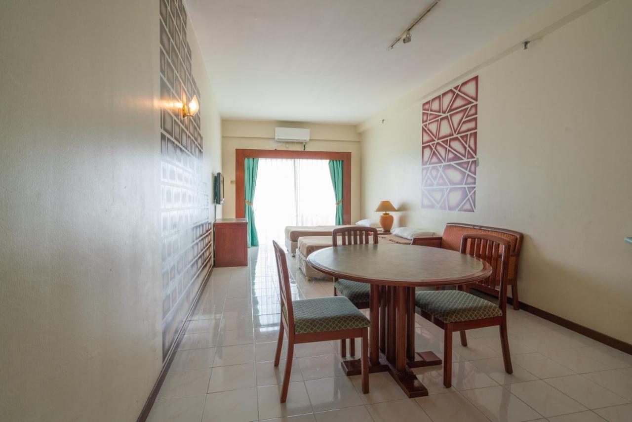 Seaview Deluxe Studio Couples Room S ทานจุงบุงาห์ ภายนอก รูปภาพ