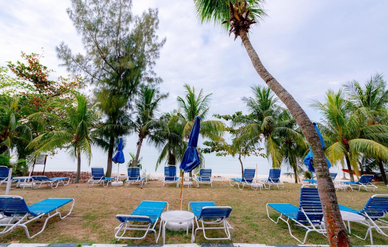 Seaview Deluxe Studio Couples Room S ทานจุงบุงาห์ ภายนอก รูปภาพ