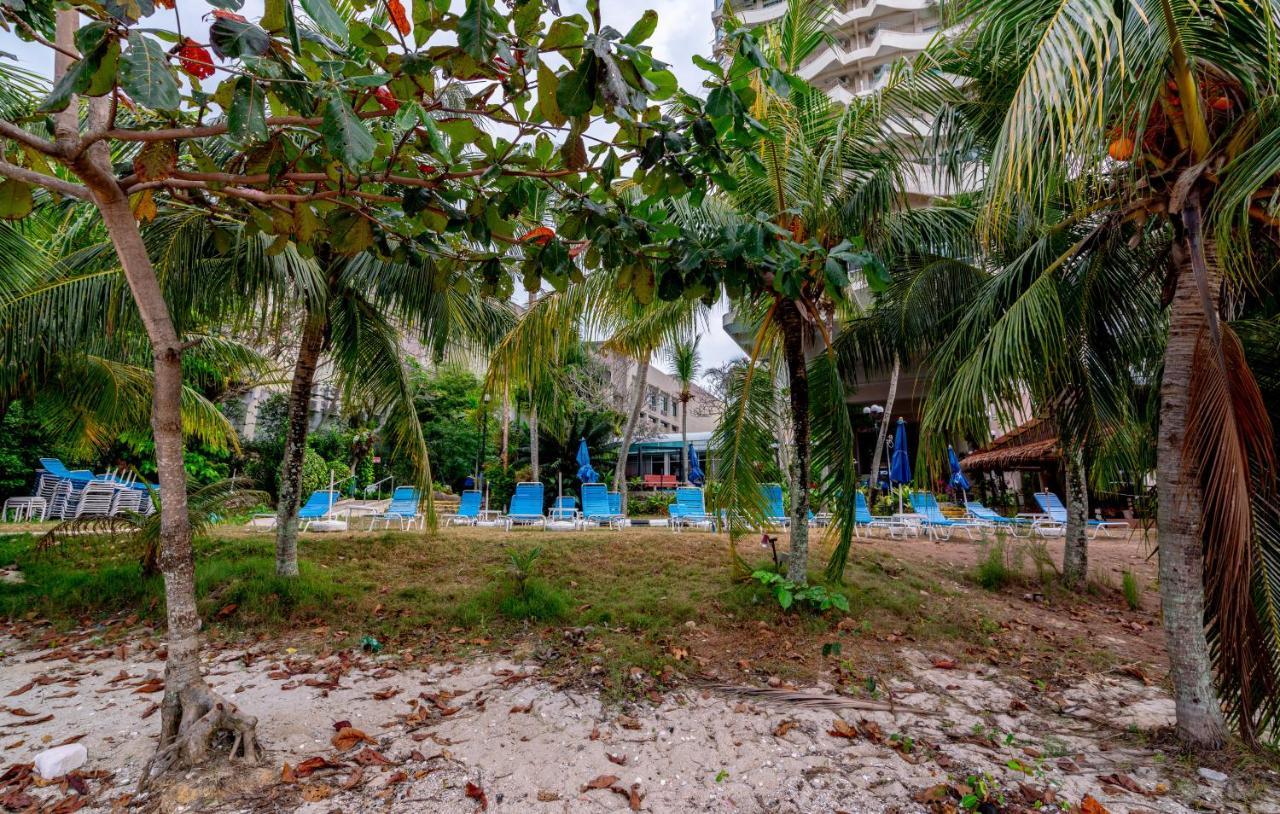 Seaview Deluxe Studio Couples Room S ทานจุงบุงาห์ ภายนอก รูปภาพ